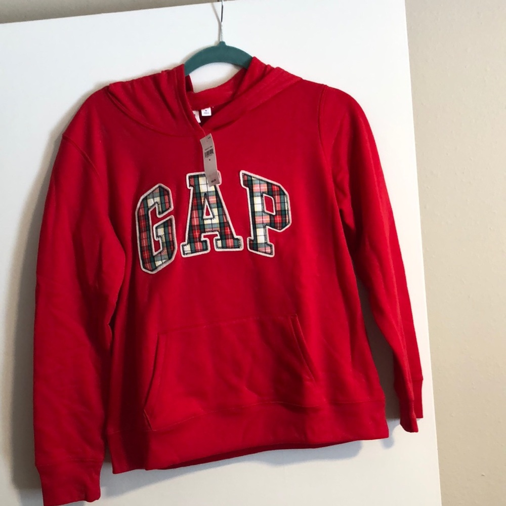 GAP medium red hooded sweatshirt. Hoodie NWT